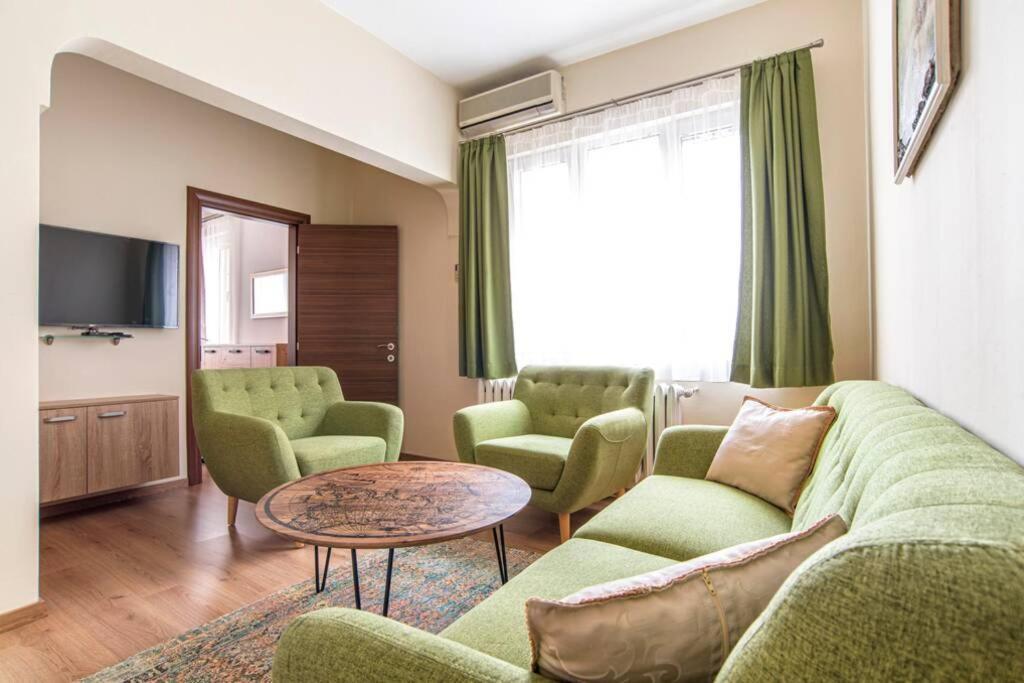 Elegant & Stylish 2 Bedroom Top Central Apartment Sofia Bagian luar foto