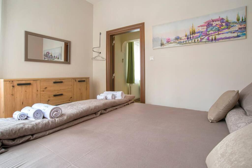 Elegant & Stylish 2 Bedroom Top Central Apartment Sofia Bagian luar foto