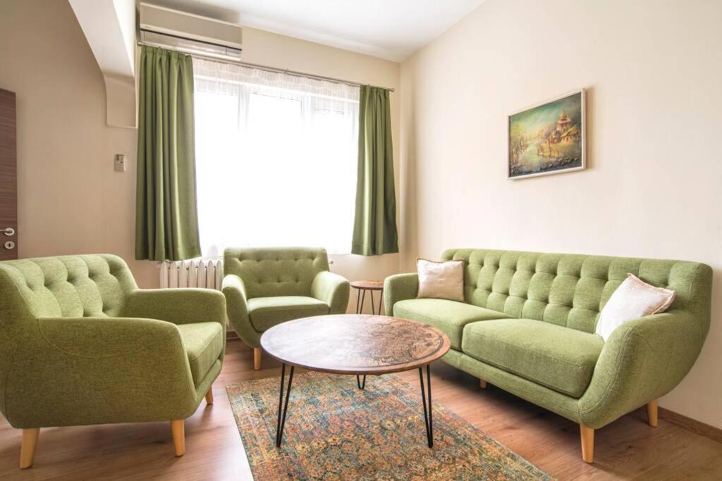 Elegant & Stylish 2 Bedroom Top Central Apartment Sofia Bagian luar foto